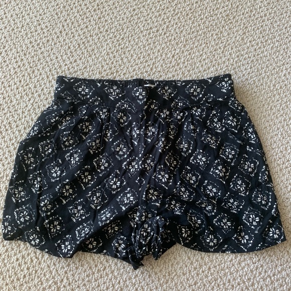 Mossimo Dress Shorts - Picture 4 of 5